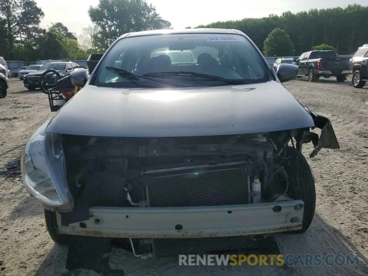 5 fotografías del automóvil dañado 3N1CN7AP0KL824544 NISSAN VERSA 2019