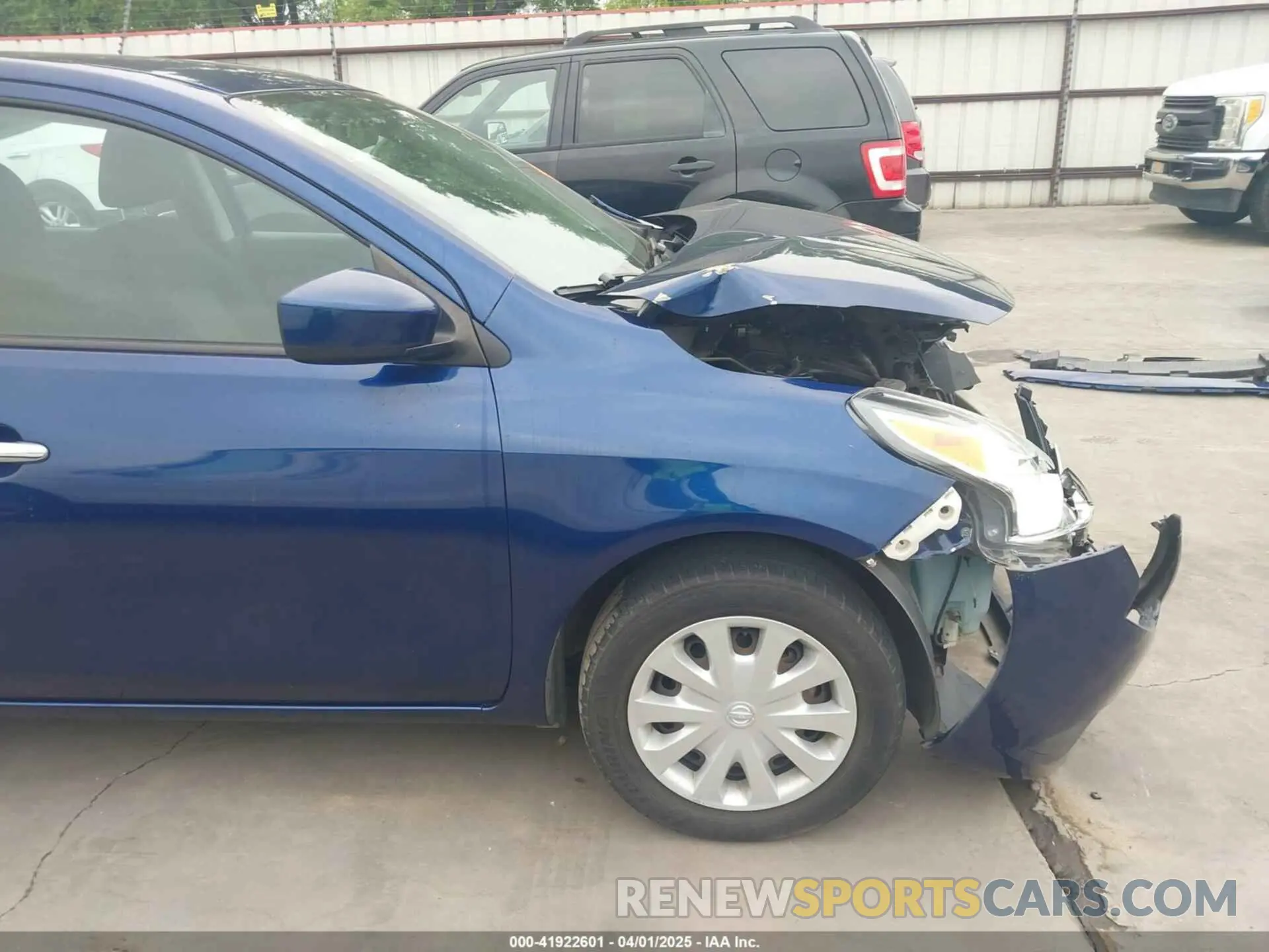 19 fotografías del automóvil dañado 3N1CN7AP0KL827024 NISSAN VERSA 2019