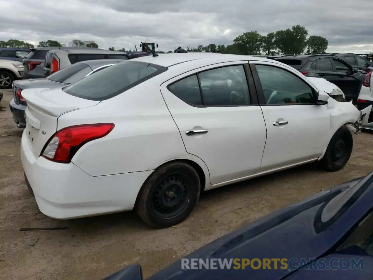 3 fotografías del automóvil dañado 3N1CN7AP0KL841859 NISSAN VERSA 2019
