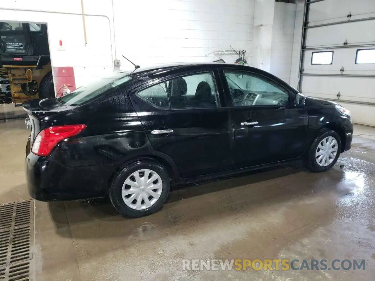 3 fotografías del automóvil dañado 3N1CN7AP0KL844390 NISSAN VERSA 2019