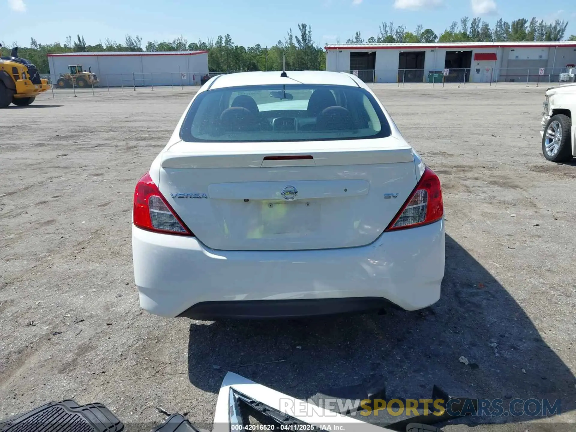 16 fotografías del automóvil dañado 3N1CN7AP0KL861254 NISSAN VERSA 2019