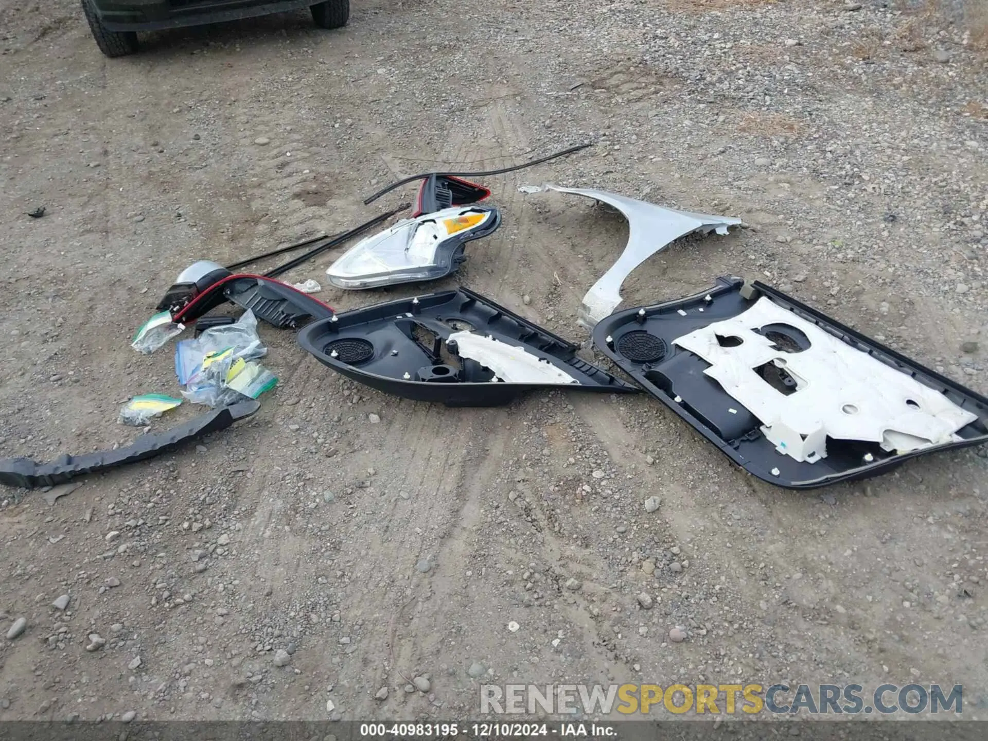12 fotografías del automóvil dañado 3N1CN7AP0KL872741 NISSAN VERSA 2019