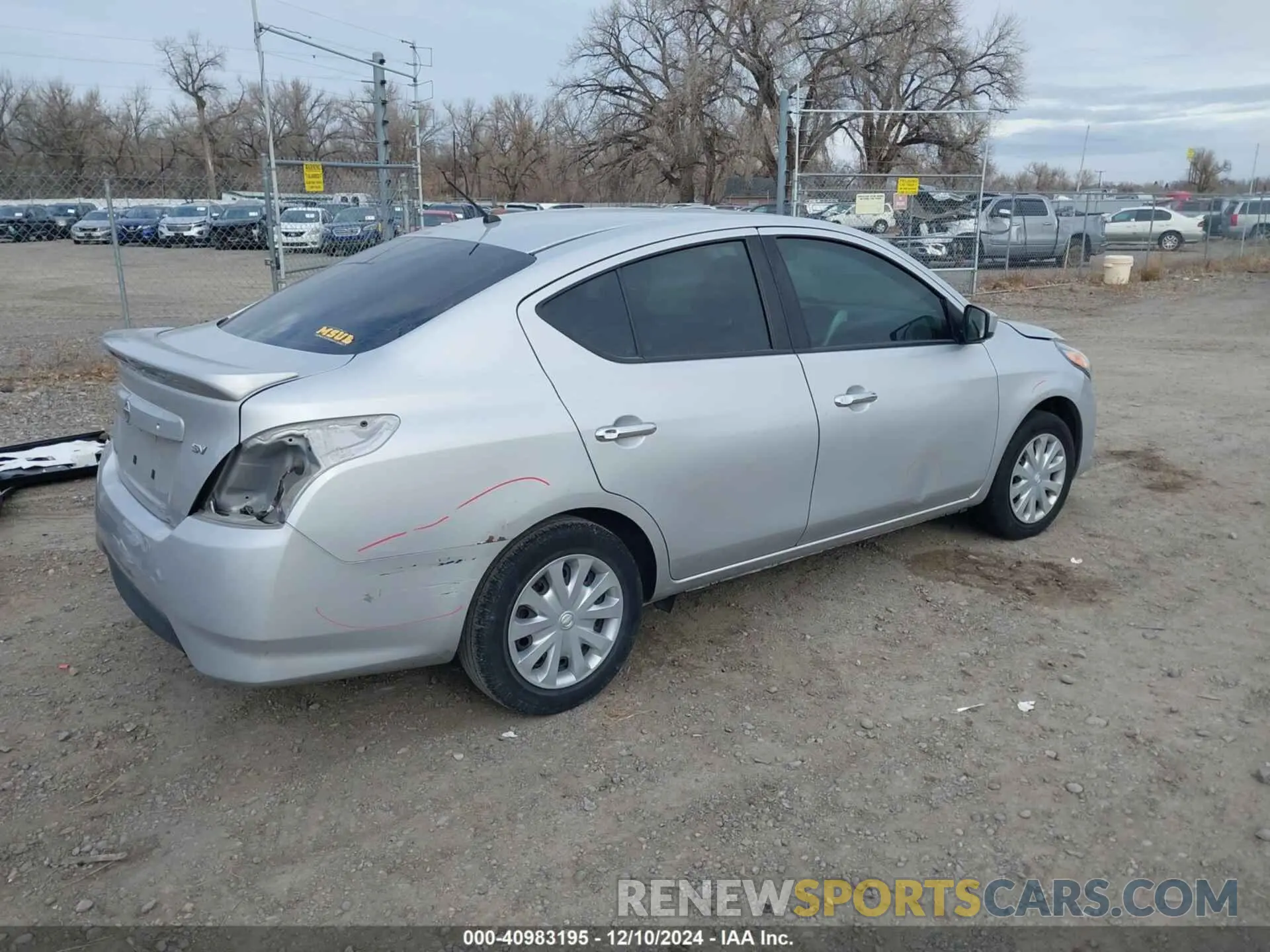 4 fotografías del automóvil dañado 3N1CN7AP0KL872741 NISSAN VERSA 2019