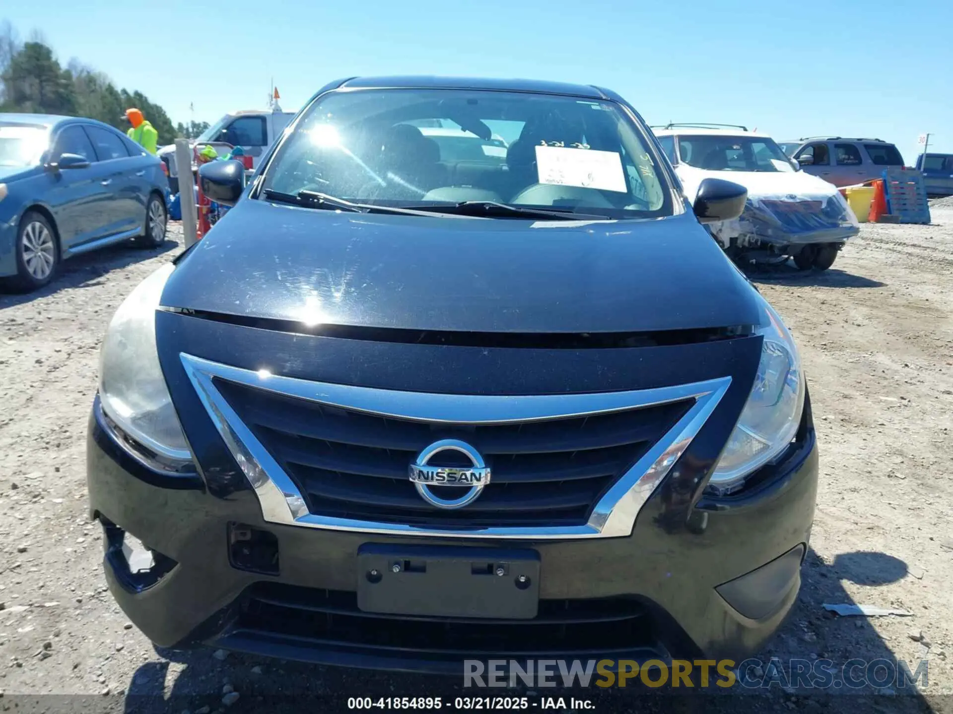 12 fotografías del automóvil dañado 3N1CN7AP1KL807302 NISSAN VERSA 2019