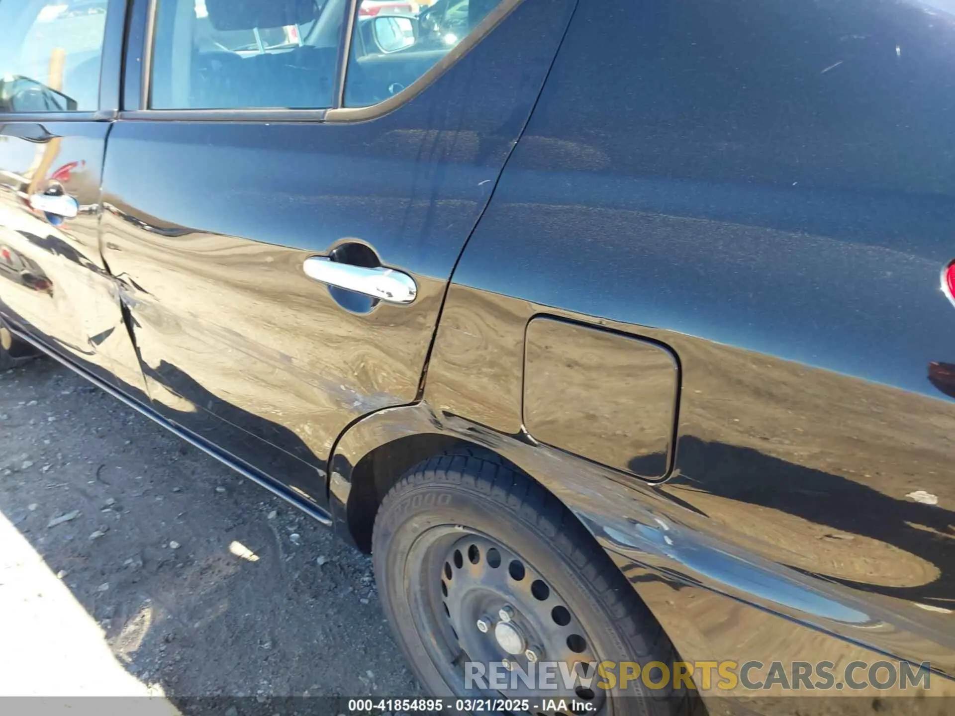 17 fotografías del automóvil dañado 3N1CN7AP1KL807302 NISSAN VERSA 2019
