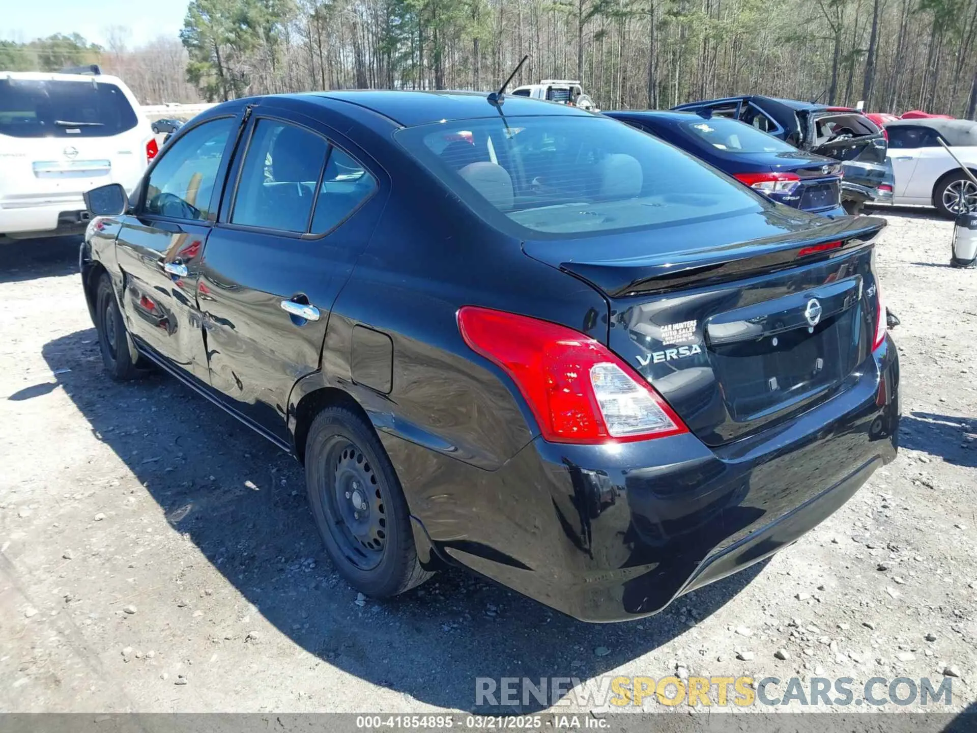 3 fotografías del automóvil dañado 3N1CN7AP1KL807302 NISSAN VERSA 2019