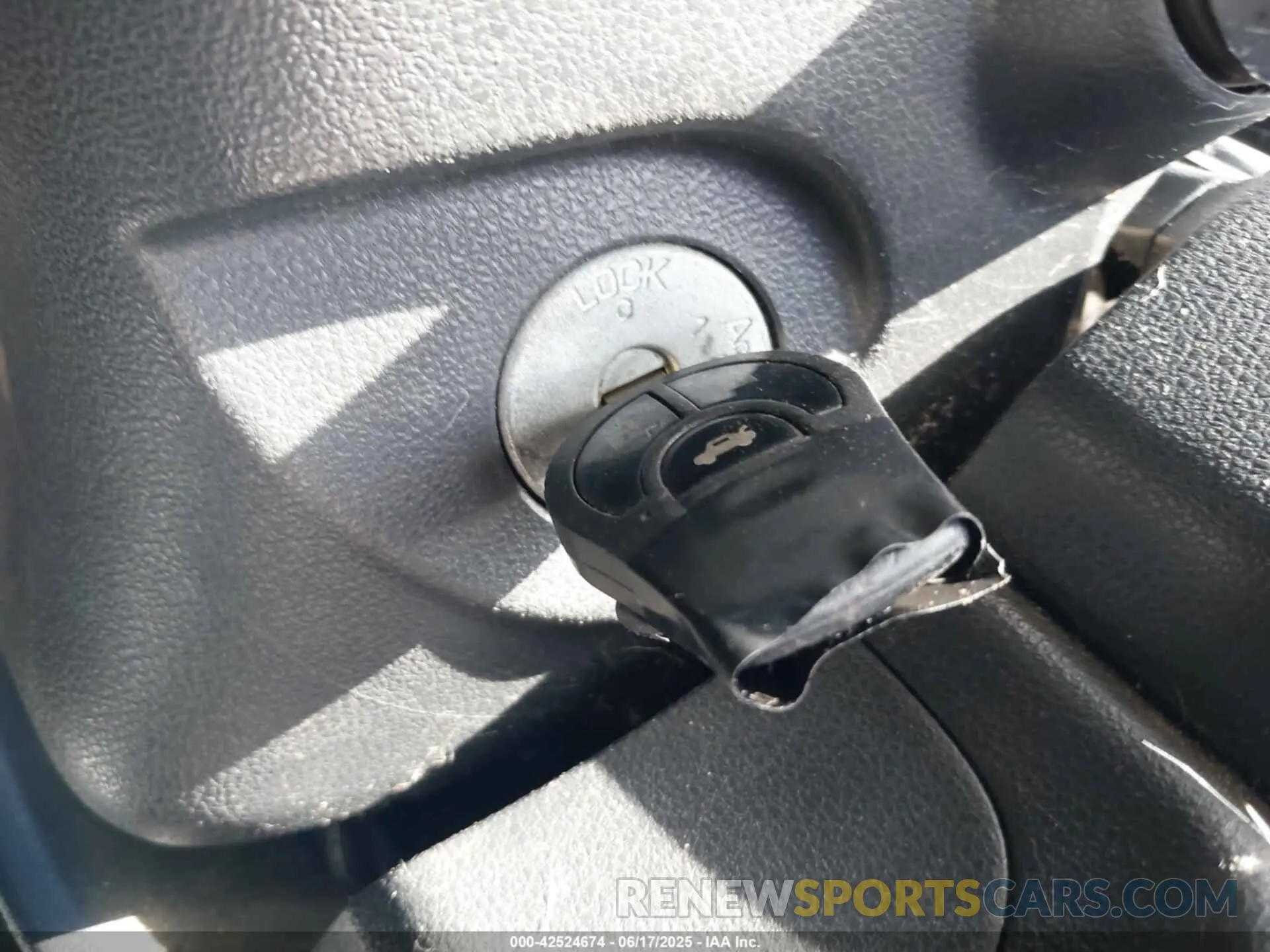 11 fotografías del automóvil dañado 3N1CN7AP1KL826822 NISSAN VERSA 2019