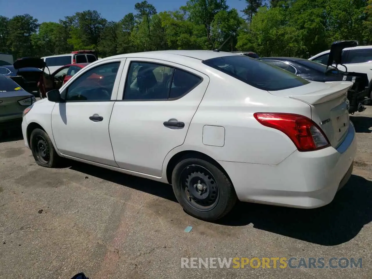 2 fotografías del automóvil dañado 3N1CN7AP1KL865622 NISSAN VERSA 2019