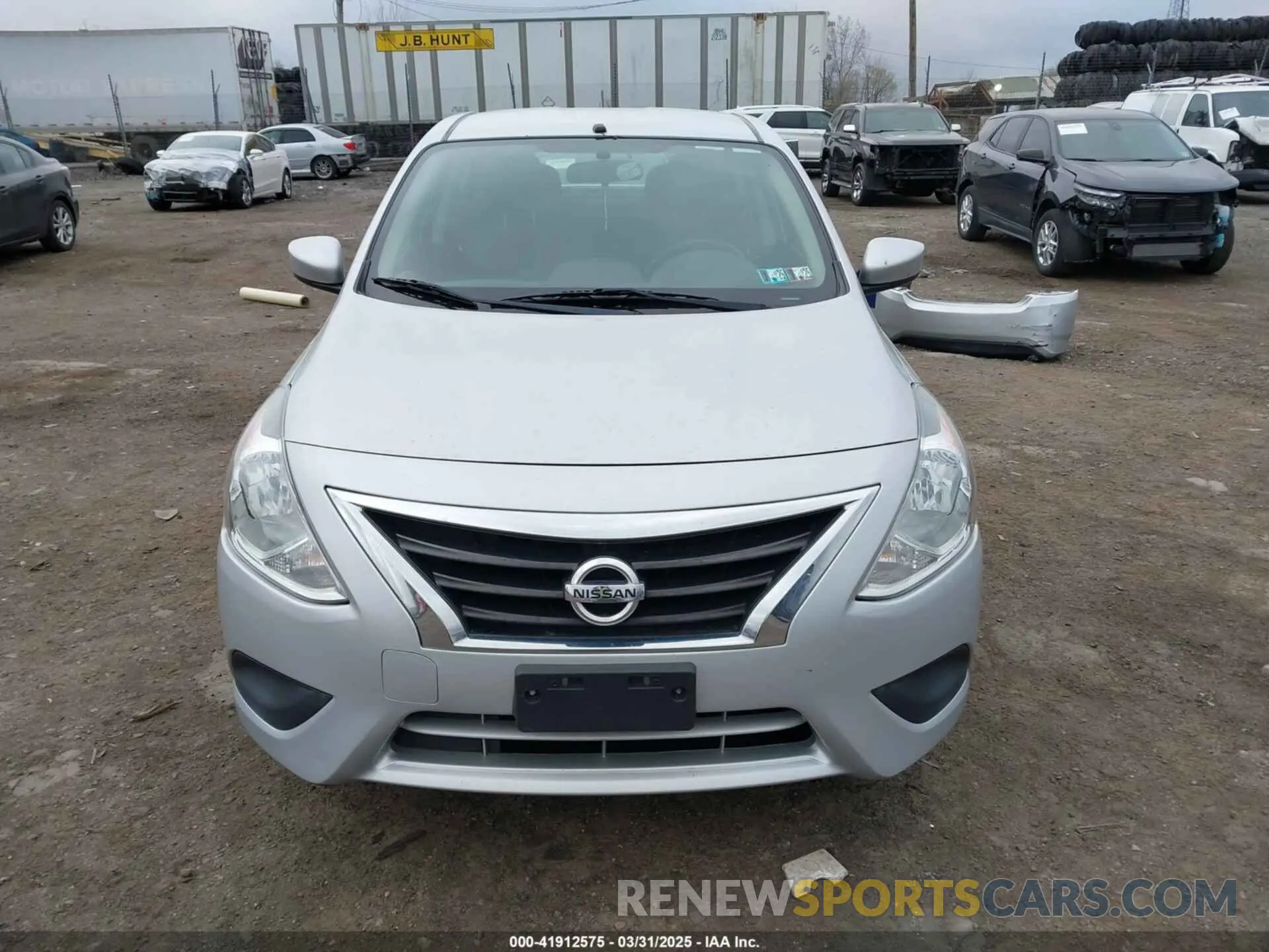 13 fotografías del automóvil dañado 3N1CN7AP2KL821435 NISSAN VERSA 2019
