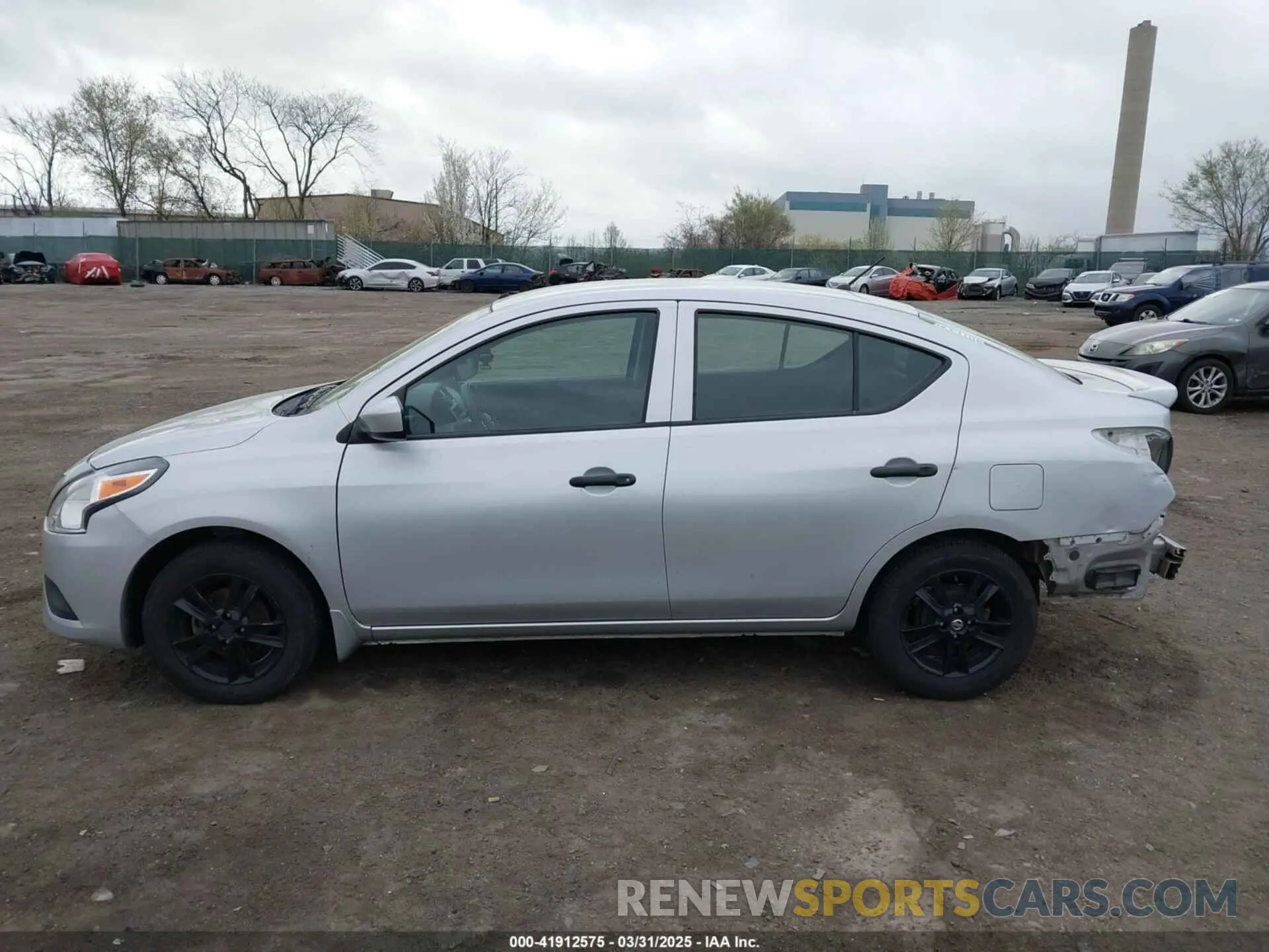 15 fotografías del automóvil dañado 3N1CN7AP2KL821435 NISSAN VERSA 2019