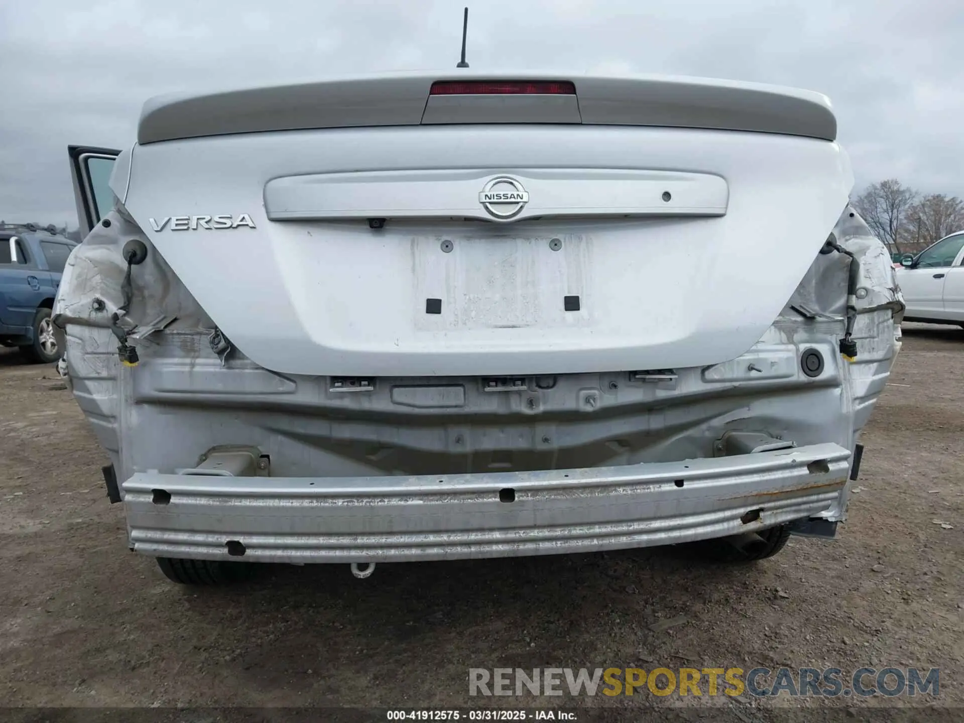 6 fotografías del automóvil dañado 3N1CN7AP2KL821435 NISSAN VERSA 2019