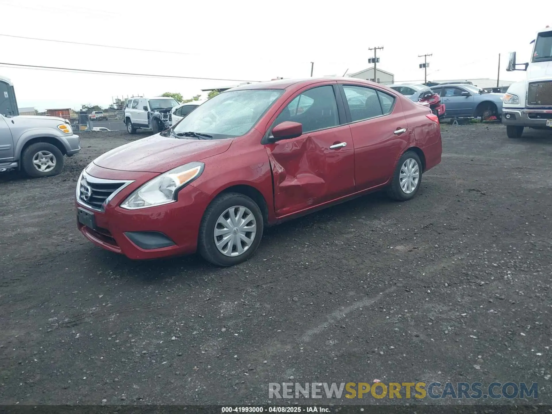 2 fotografías del automóvil dañado 3N1CN7AP2KL824660 NISSAN VERSA 2019