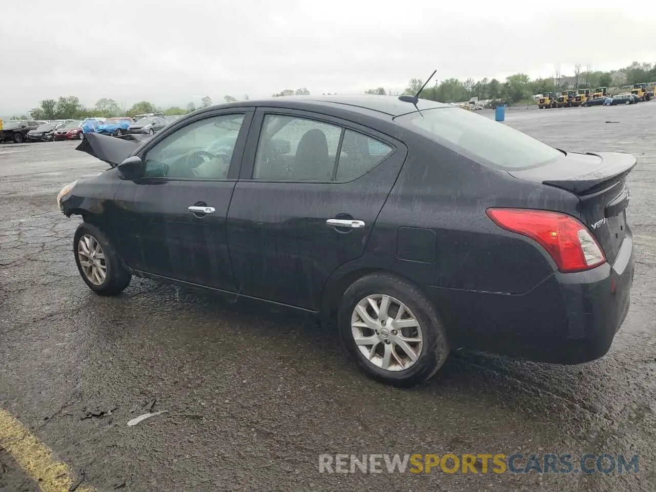 2 fotografías del automóvil dañado 3N1CN7AP2KL830541 NISSAN VERSA 2019