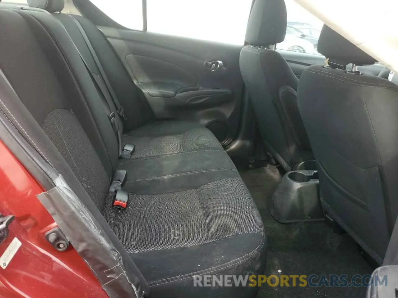 10 fotografías del automóvil dañado 3N1CN7AP2KL836128 NISSAN VERSA 2019
