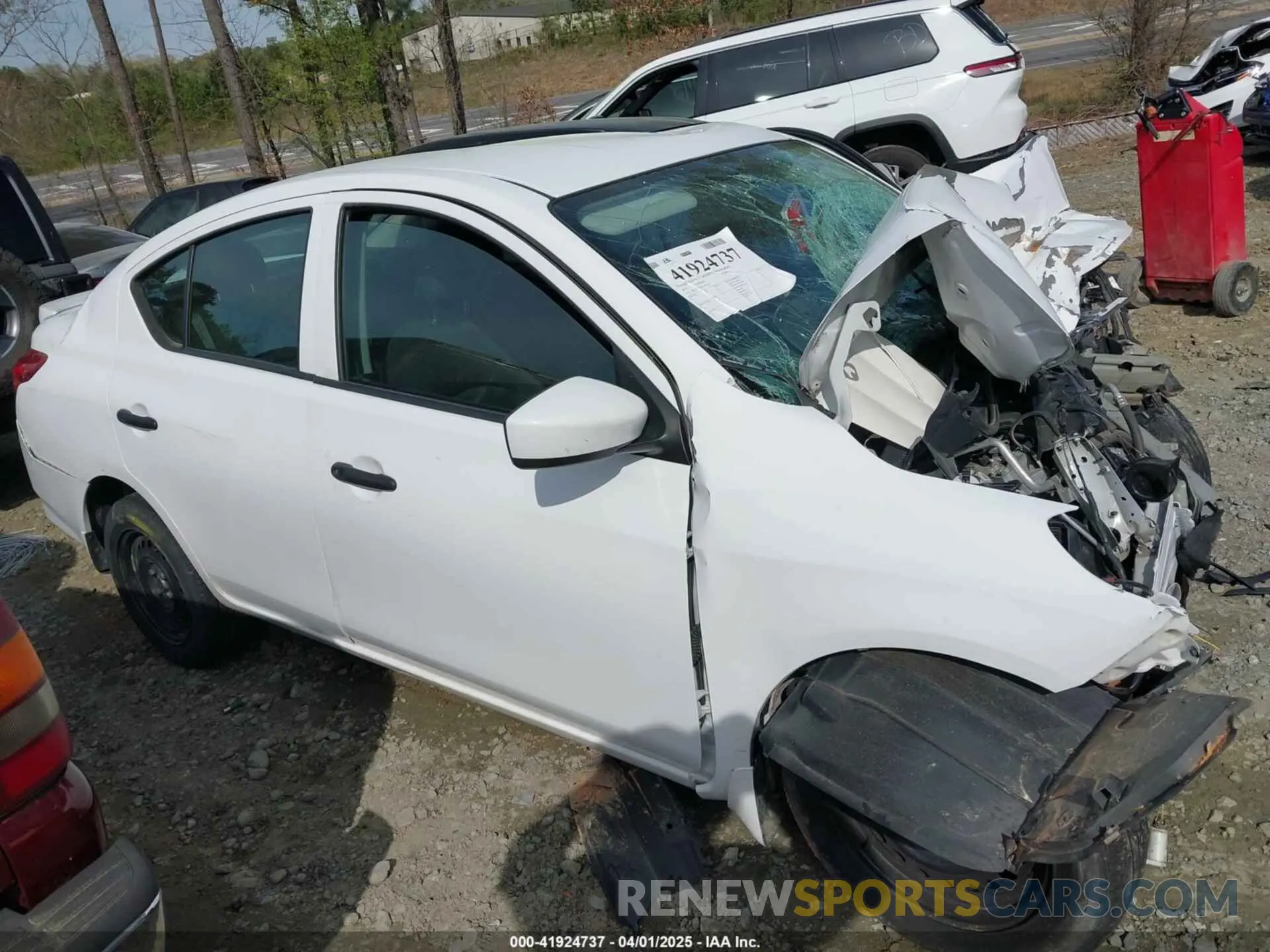 13 fotografías del automóvil dañado 3N1CN7AP2KL836615 NISSAN VERSA 2019