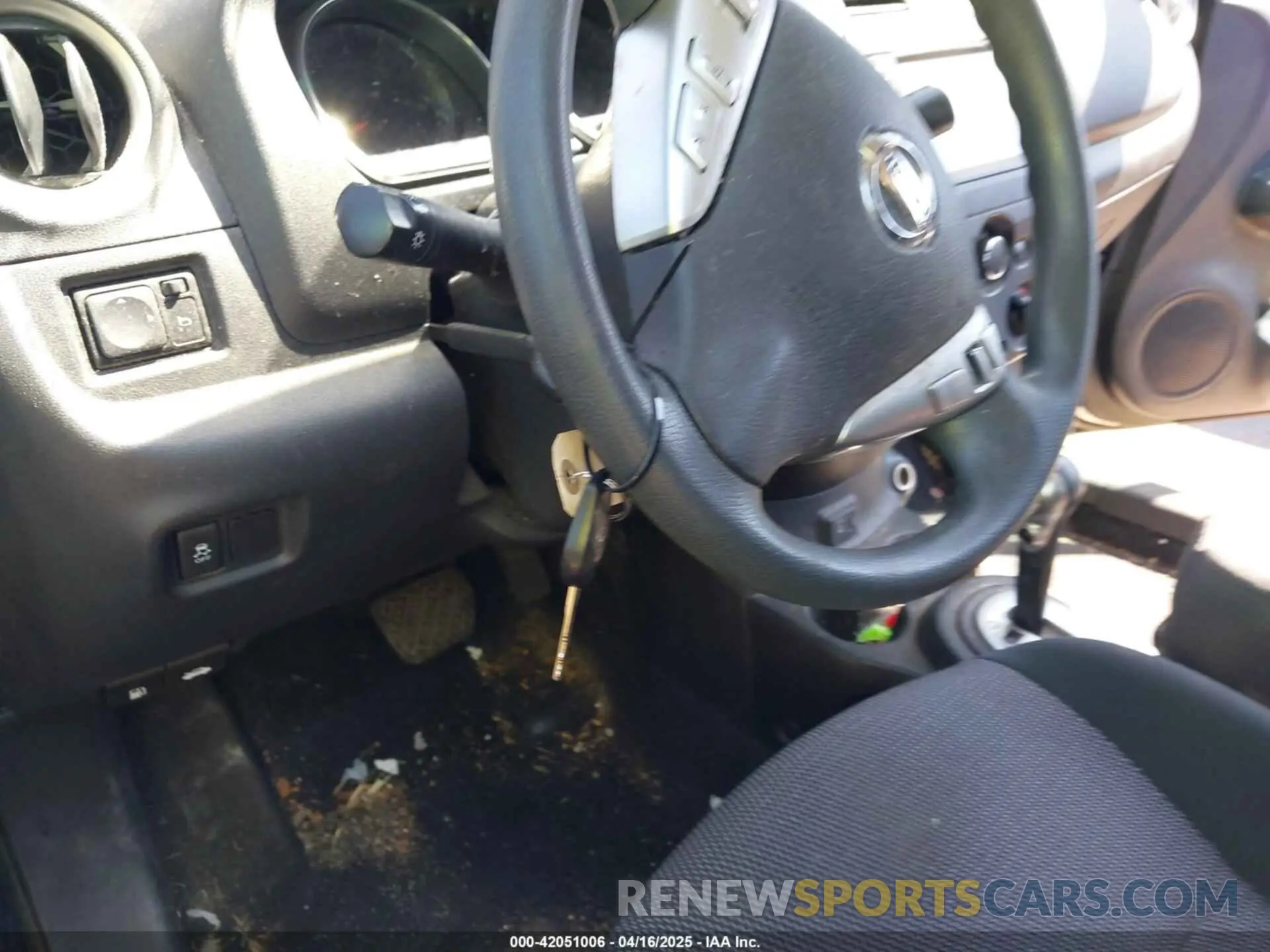 11 fotografías del automóvil dañado 3N1CN7AP2KL842799 NISSAN VERSA 2019
