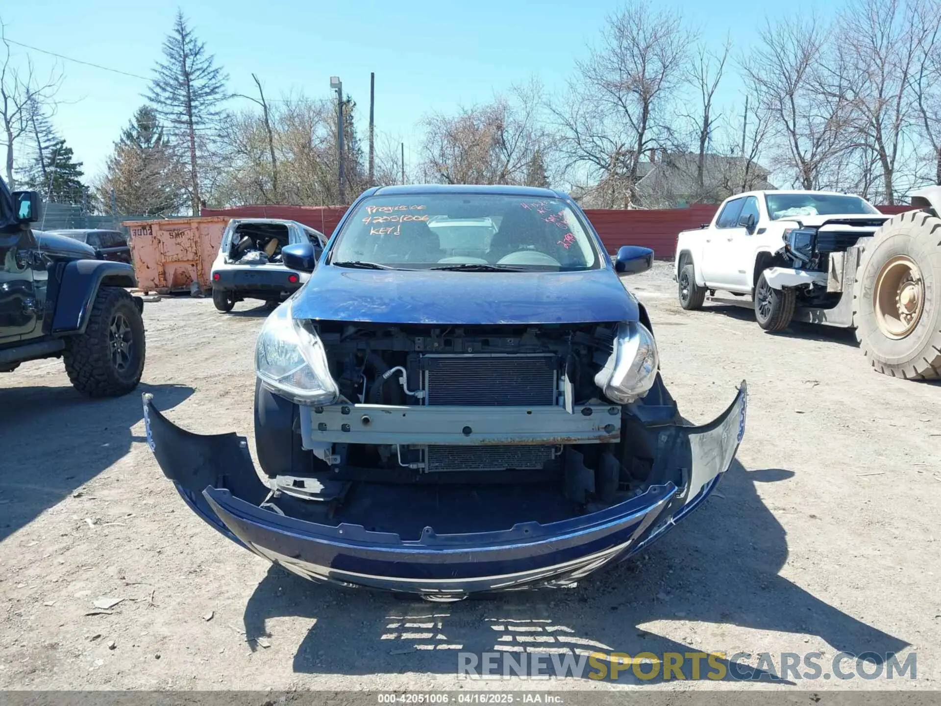 12 fotografías del automóvil dañado 3N1CN7AP2KL842799 NISSAN VERSA 2019