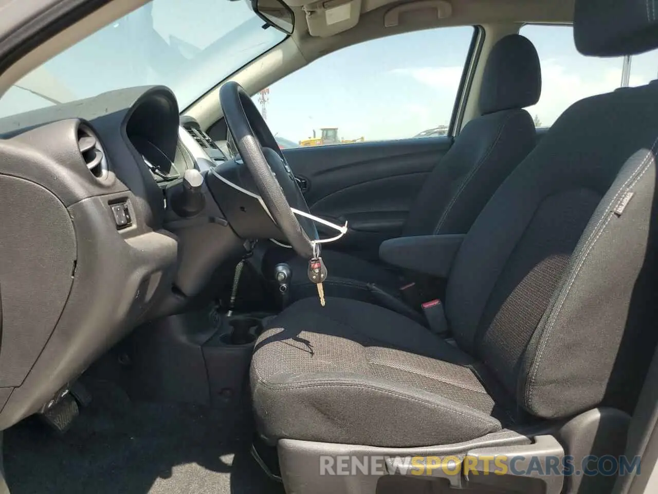 7 fotografías del automóvil dañado 3N1CN7AP2KL850224 NISSAN VERSA 2019