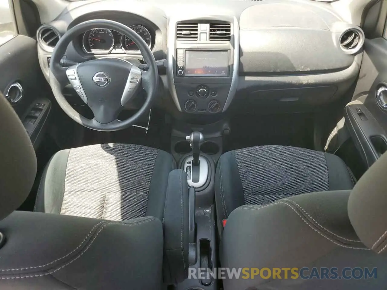 8 fotografías del automóvil dañado 3N1CN7AP2KL850224 NISSAN VERSA 2019