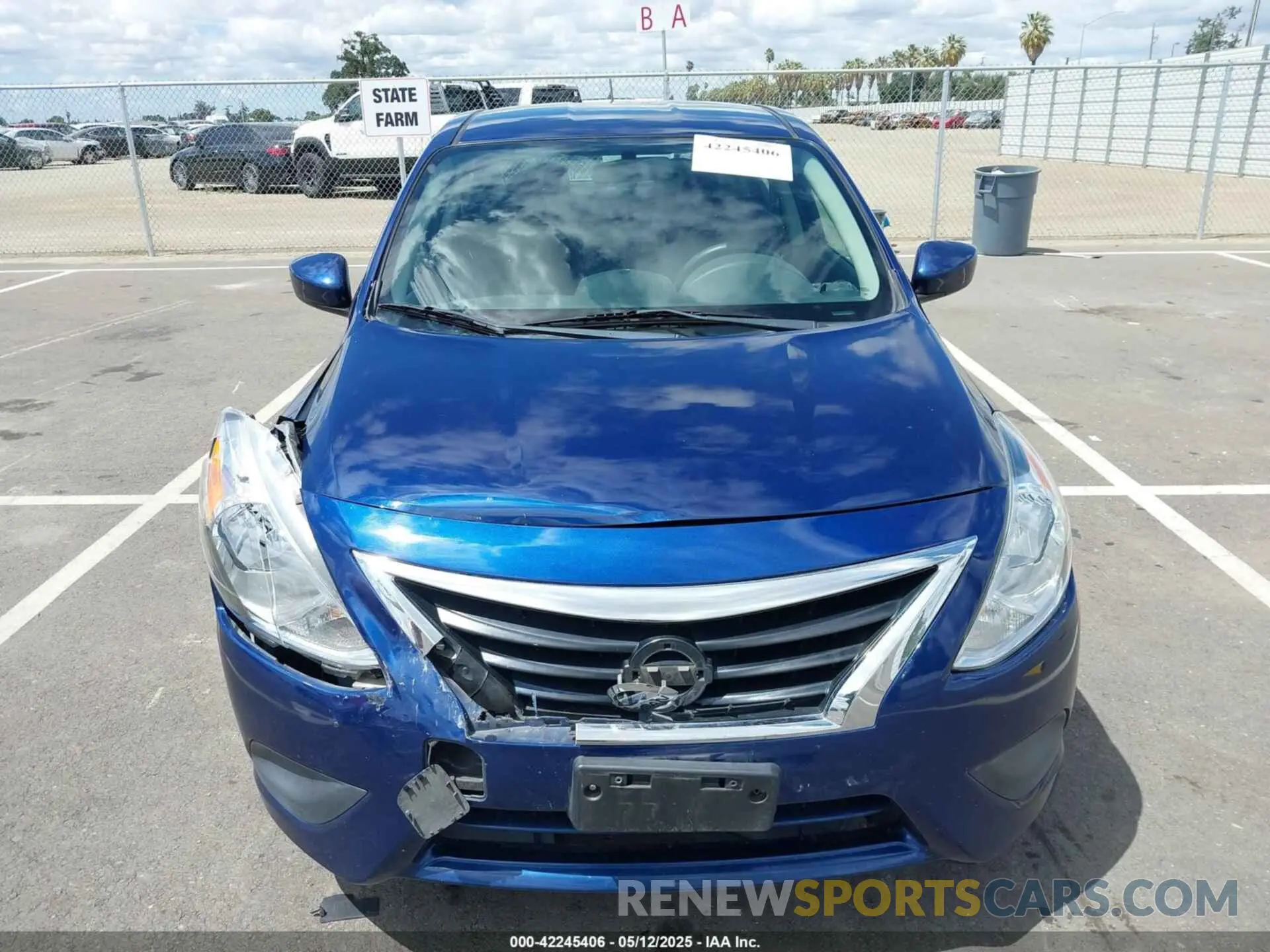 12 fotografías del automóvil dañado 3N1CN7AP2KL873602 NISSAN VERSA 2019
