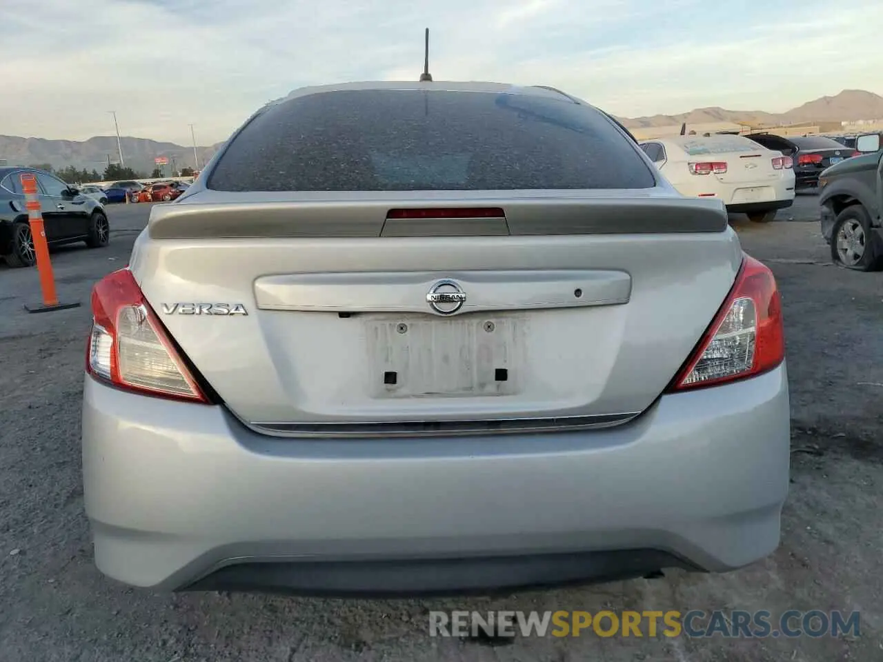 6 fotografías del automóvil dañado 3N1CN7AP3KL816812 NISSAN VERSA 2019