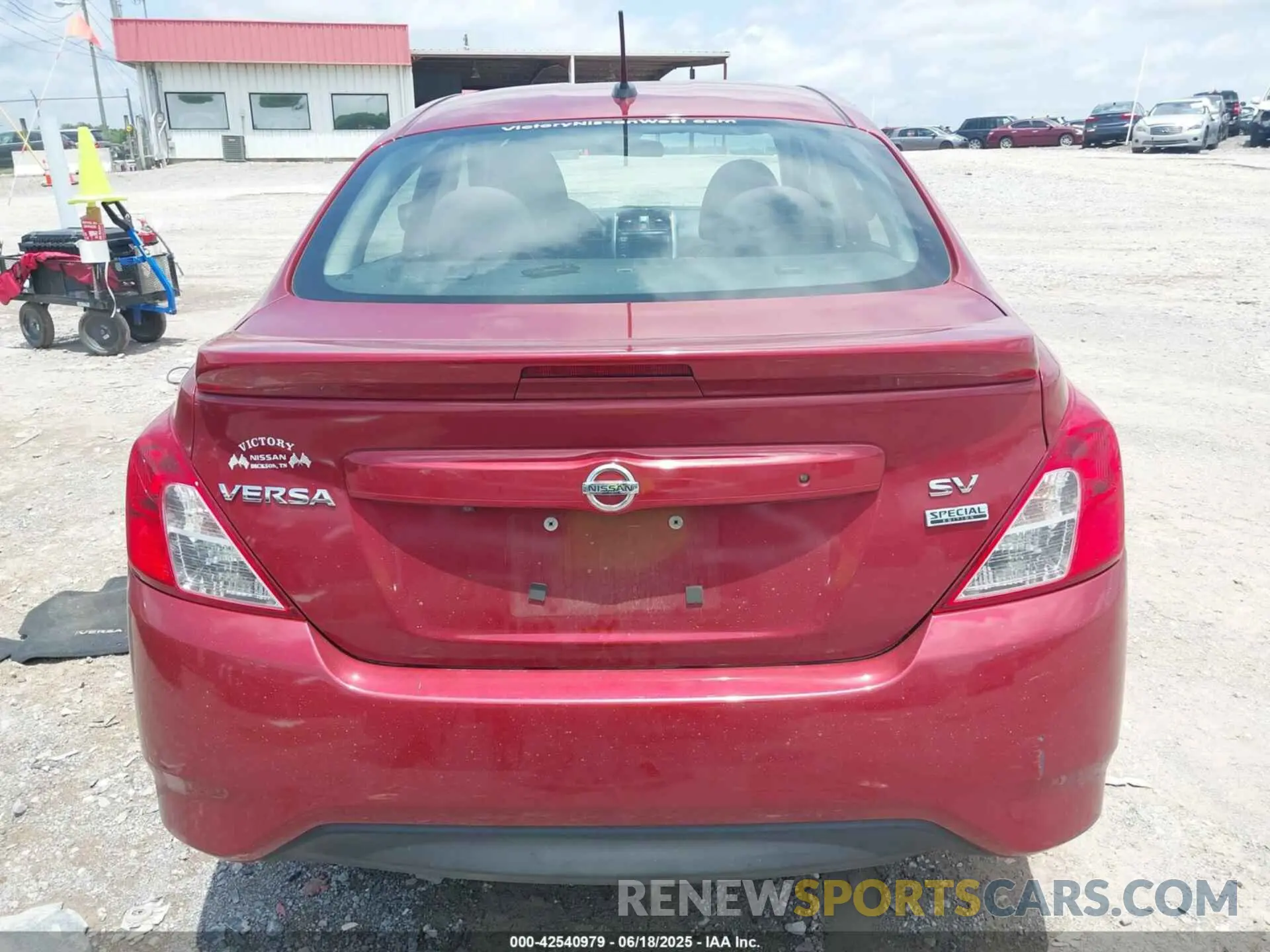 16 fotografías del automóvil dañado 3N1CN7AP3KL829883 NISSAN VERSA 2019