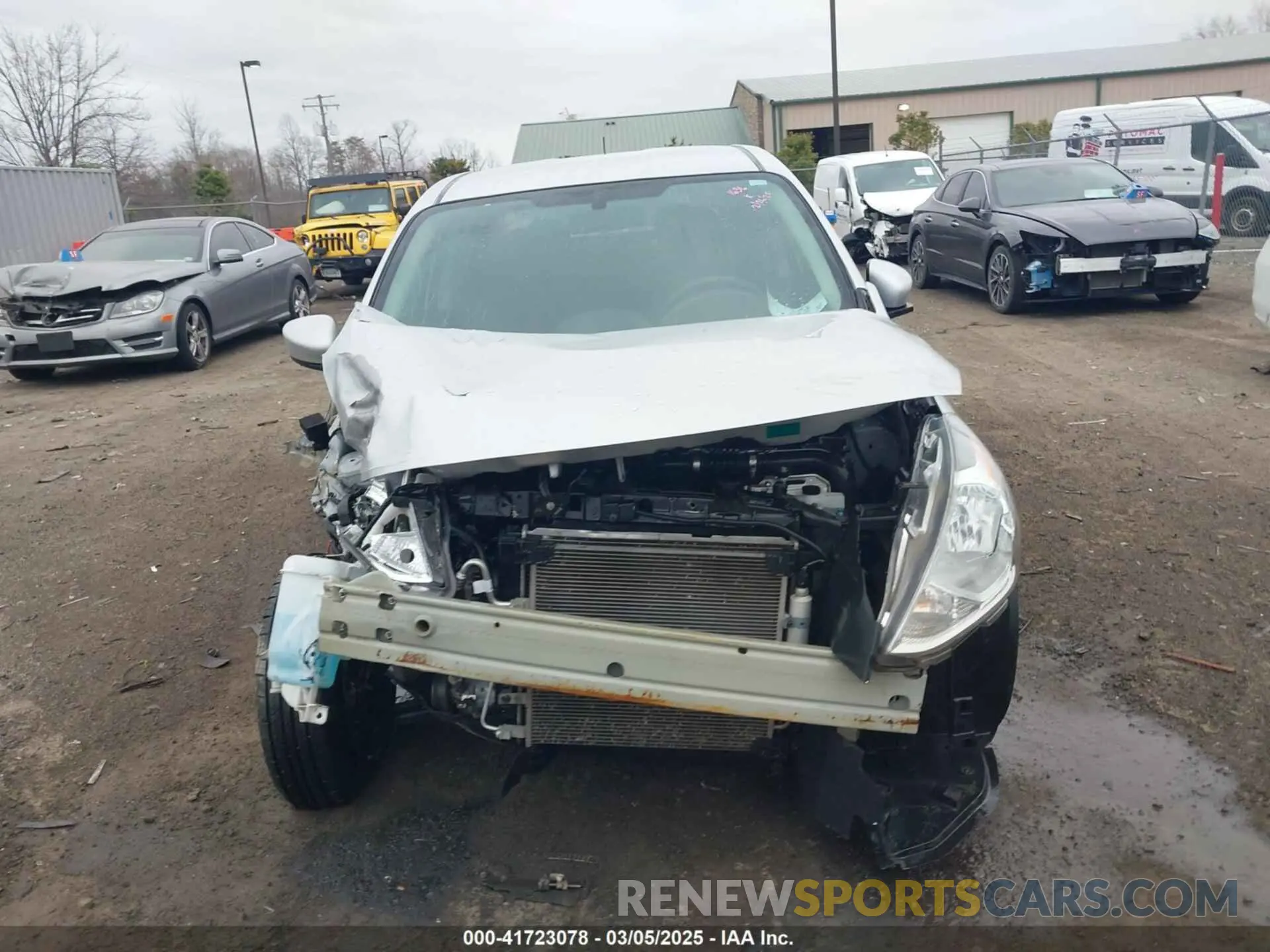 13 fotografías del automóvil dañado 3N1CN7AP3KL830063 NISSAN VERSA 2019