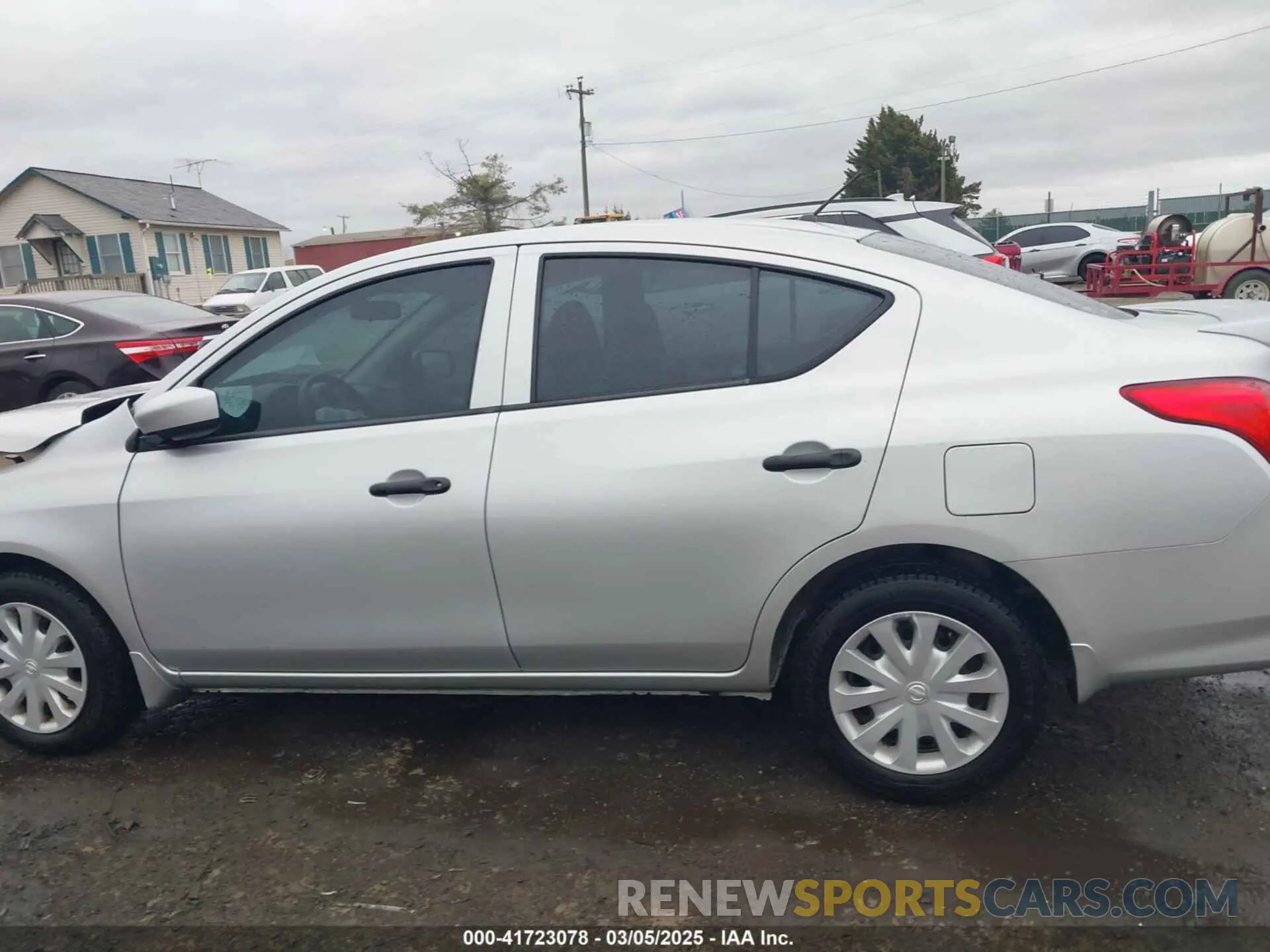 15 fotografías del automóvil dañado 3N1CN7AP3KL830063 NISSAN VERSA 2019