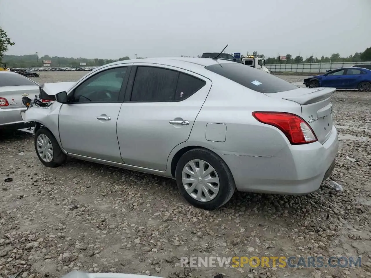 2 fotografías del automóvil dañado 3N1CN7AP3KL844643 NISSAN VERSA 2019