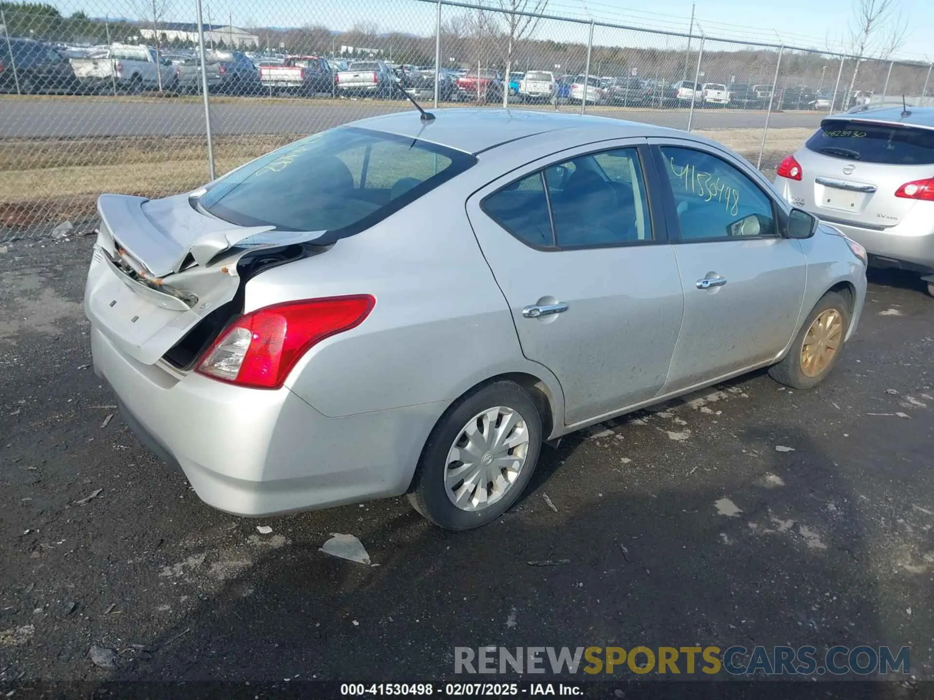 4 fotografías del automóvil dañado 3N1CN7AP3KL852452 NISSAN VERSA 2019