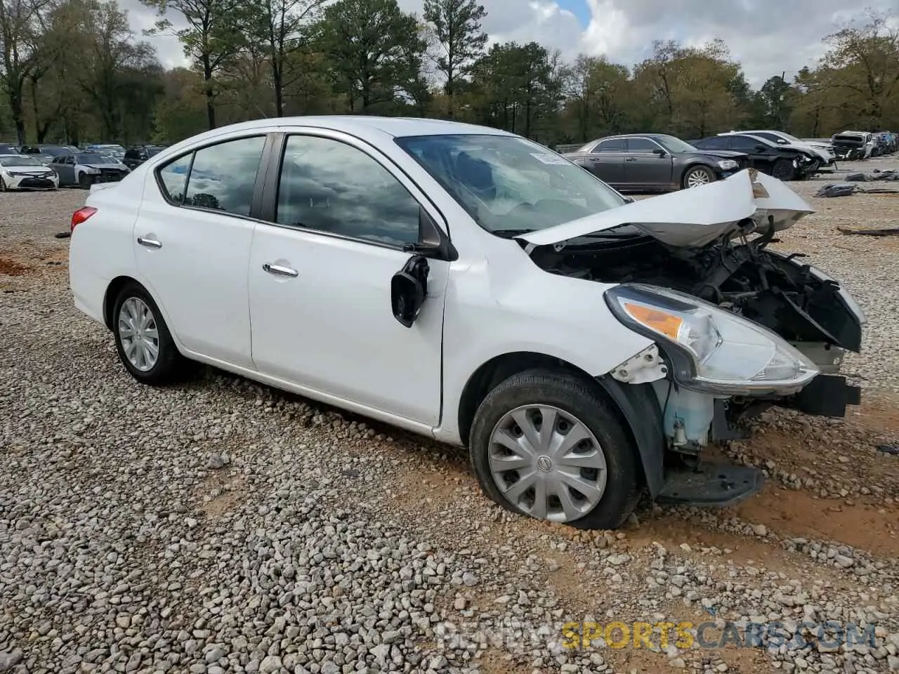 4 fotografías del automóvil dañado 3N1CN7AP3KL869235 NISSAN VERSA 2019
