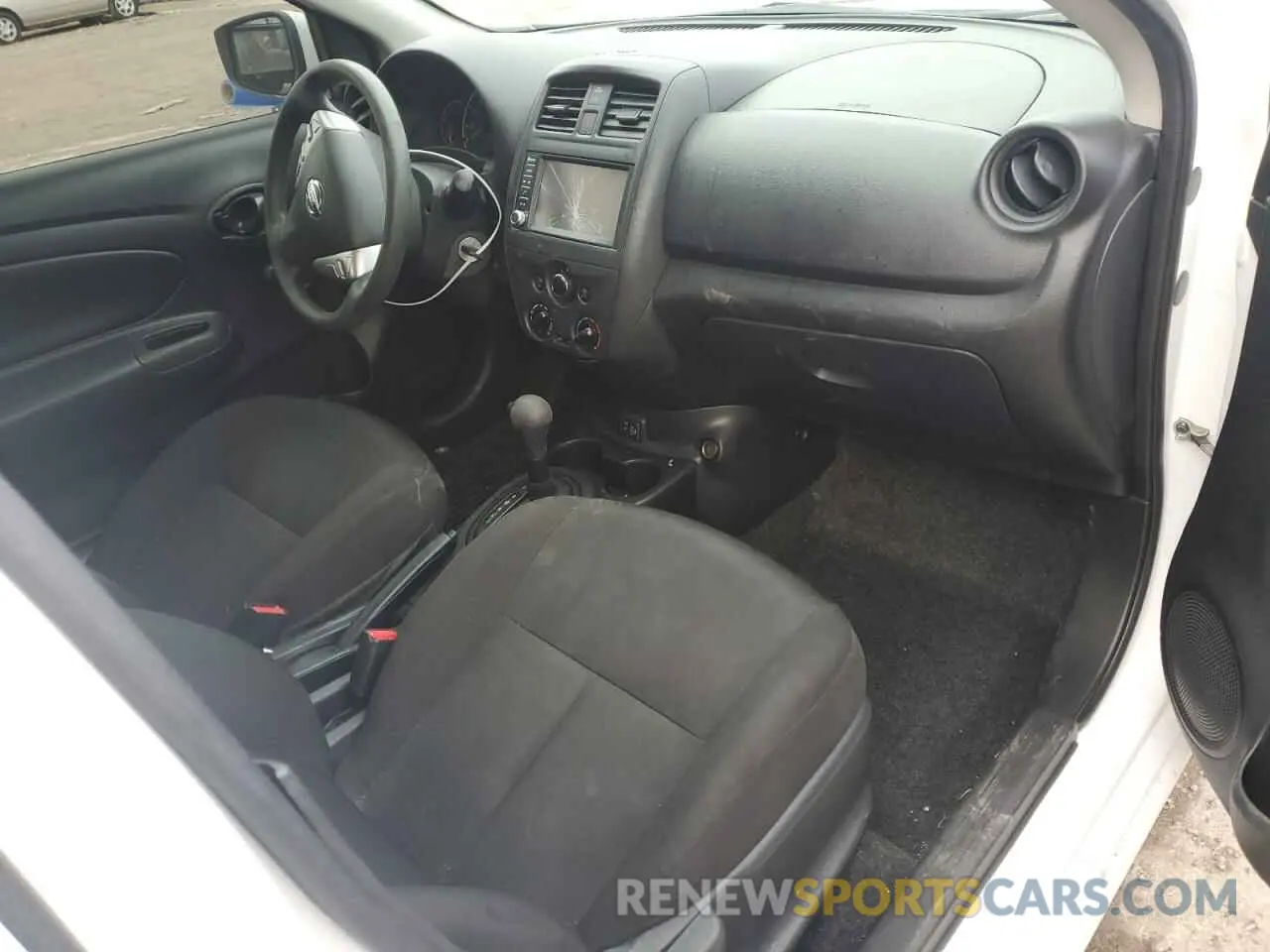 8 fotografías del automóvil dañado 3N1CN7AP3KL869302 NISSAN VERSA 2019