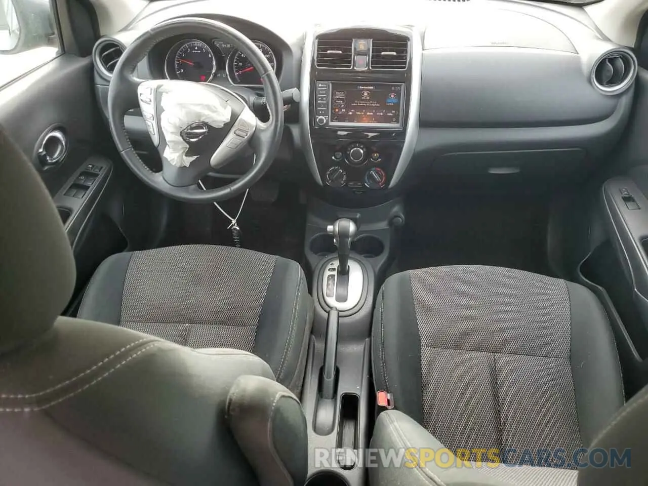 8 fotografías del automóvil dañado 3N1CN7AP3KL874256 NISSAN VERSA 2019