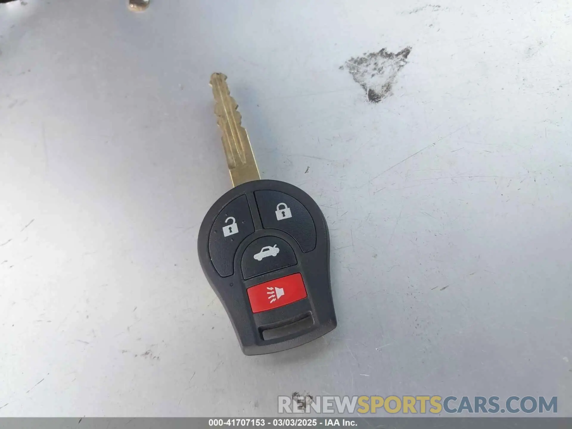 11 fotografías del automóvil dañado 3N1CN7AP3KL875830 NISSAN VERSA 2019
