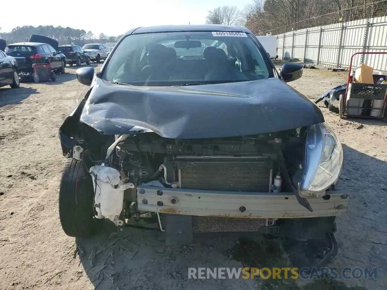5 fotografías del automóvil dañado 3N1CN7AP3KL880784 NISSAN VERSA 2019