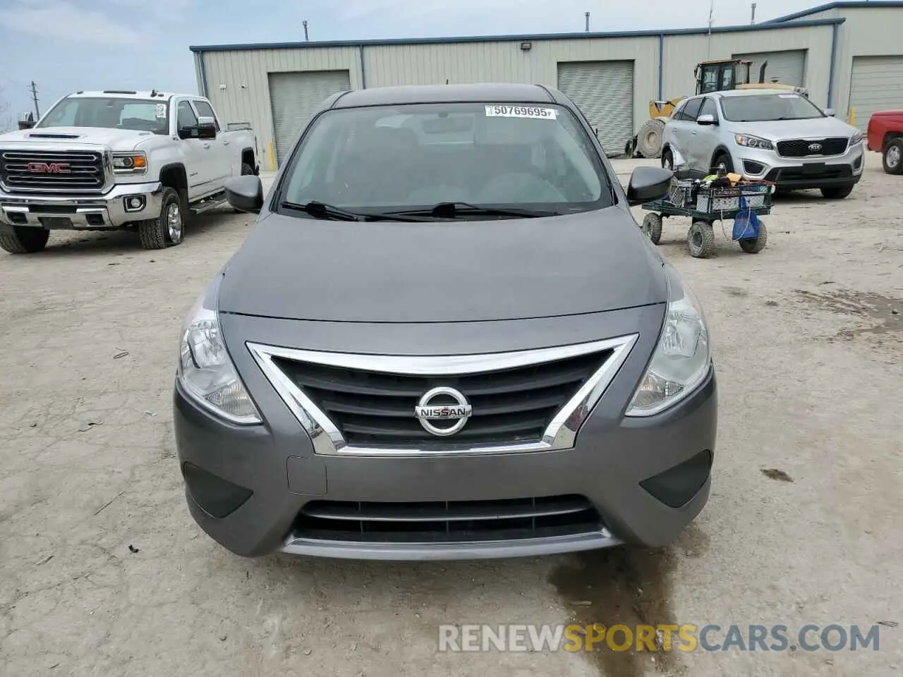 5 fotografías del automóvil dañado 3N1CN7AP4KL811201 NISSAN VERSA 2019