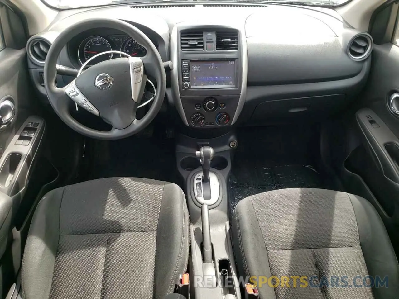 8 fotografías del automóvil dañado 3N1CN7AP4KL816446 NISSAN VERSA 2019