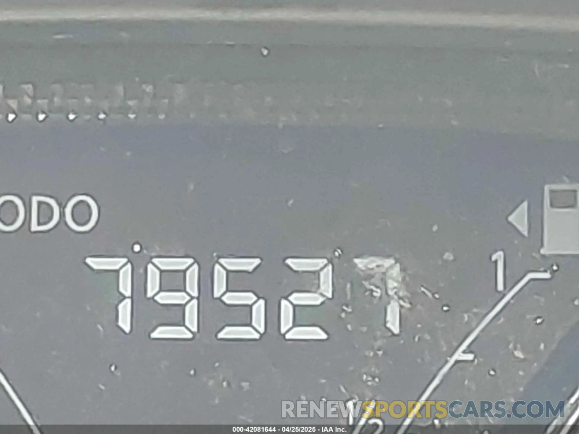 16 fotografías del automóvil dañado 3N1CN7AP4KL855196 NISSAN VERSA 2019