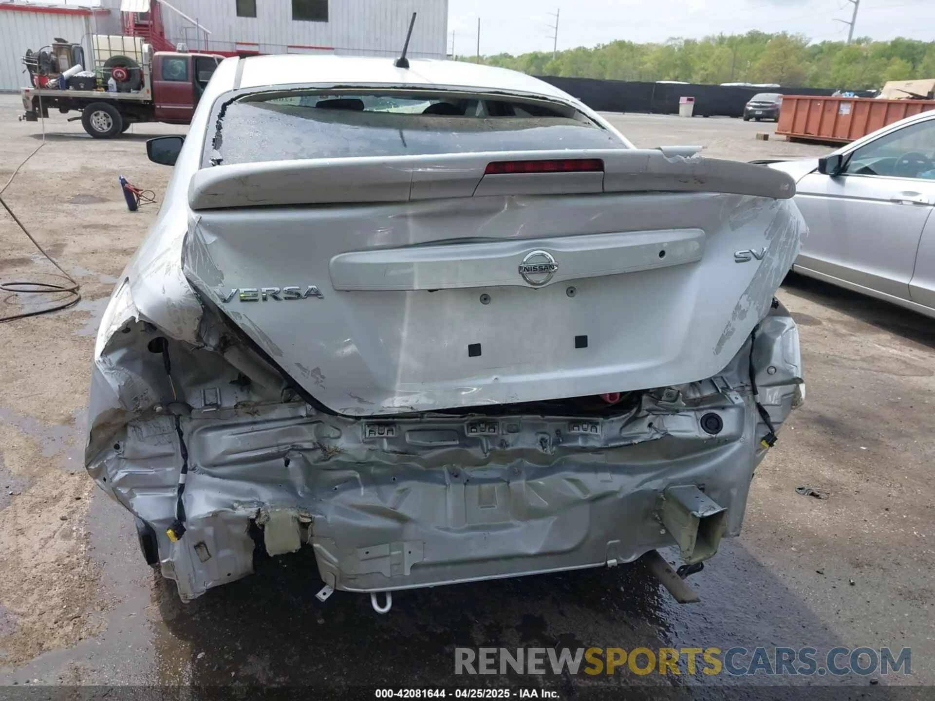 17 fotografías del automóvil dañado 3N1CN7AP4KL855196 NISSAN VERSA 2019