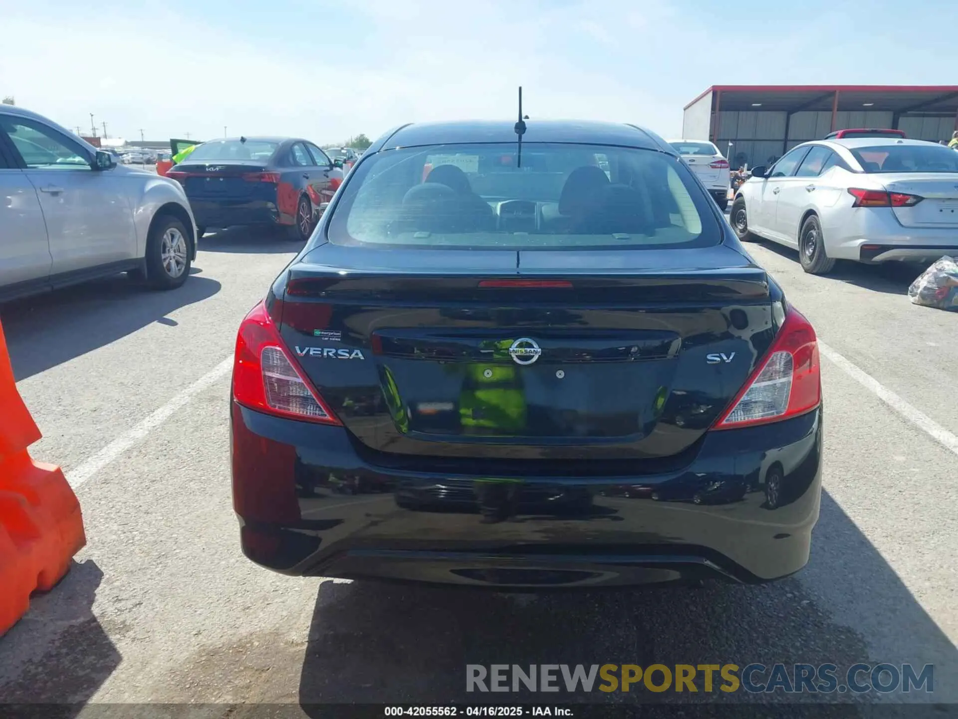 17 fotografías del automóvil dañado 3N1CN7AP4KL858339 NISSAN VERSA 2019