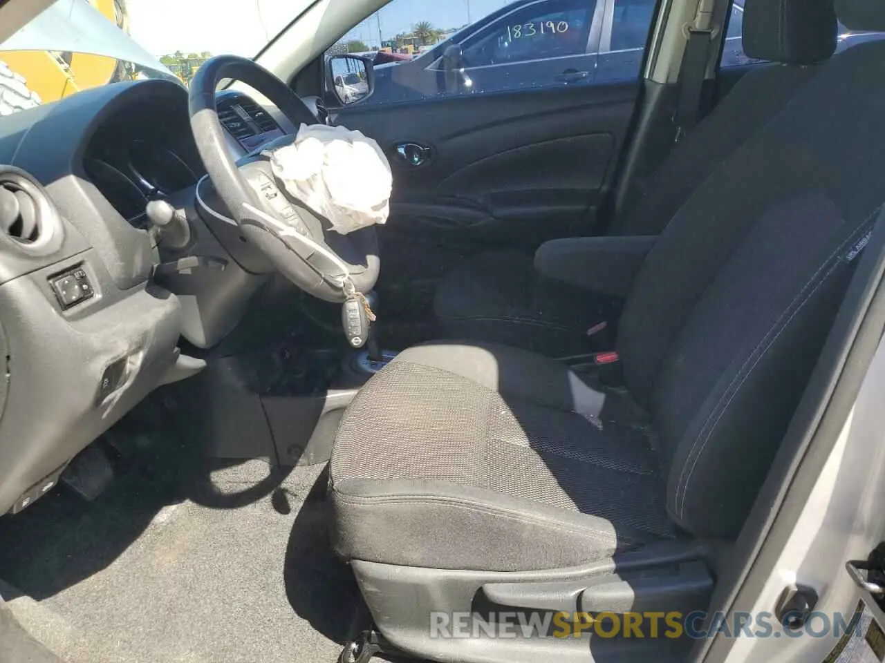 7 fotografías del automóvil dañado 3N1CN7AP5KL804158 NISSAN VERSA 2019