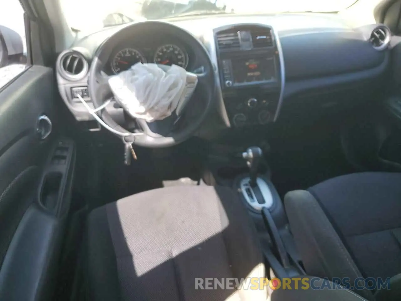 8 fotografías del automóvil dañado 3N1CN7AP5KL804158 NISSAN VERSA 2019