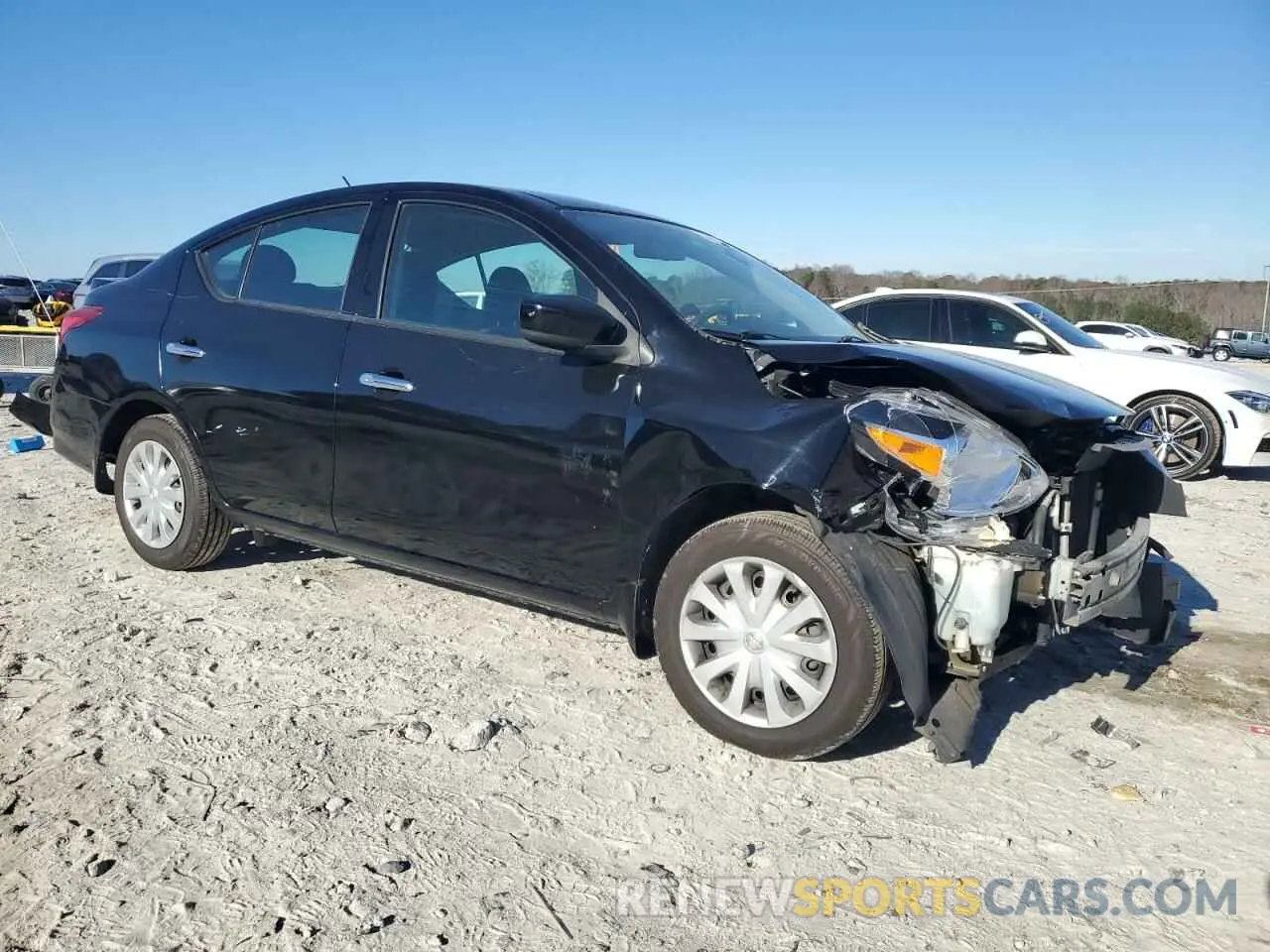 4 fotografías del automóvil dañado 3N1CN7AP5KL807058 NISSAN VERSA 2019