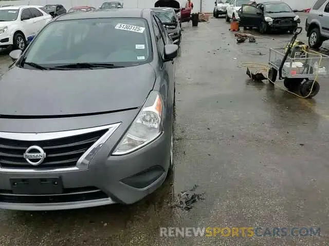 11 fotografías del automóvil dañado 3N1CN7AP5KL809330 NISSAN VERSA 2019