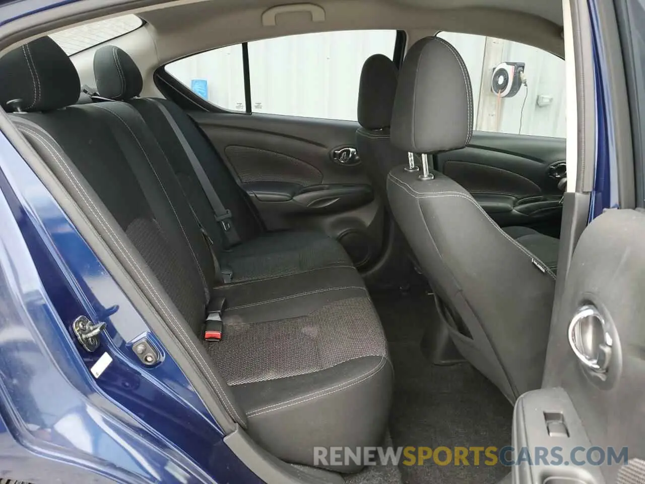 10 fotografías del automóvil dañado 3N1CN7AP5KL838908 NISSAN VERSA 2019