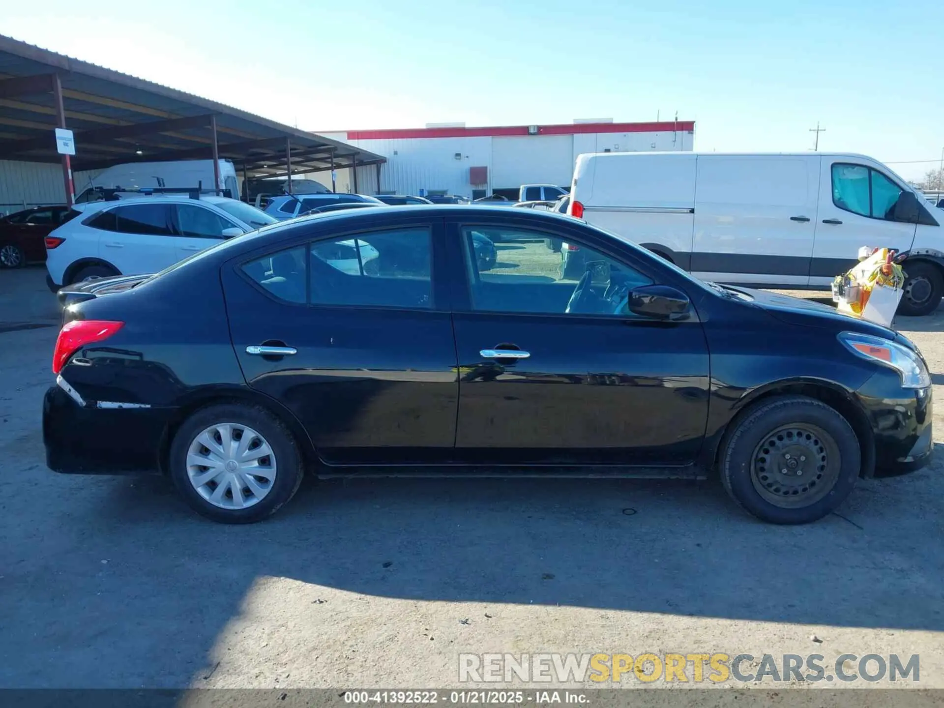 13 fotografías del automóvil dañado 3N1CN7AP5KL844496 NISSAN VERSA 2019