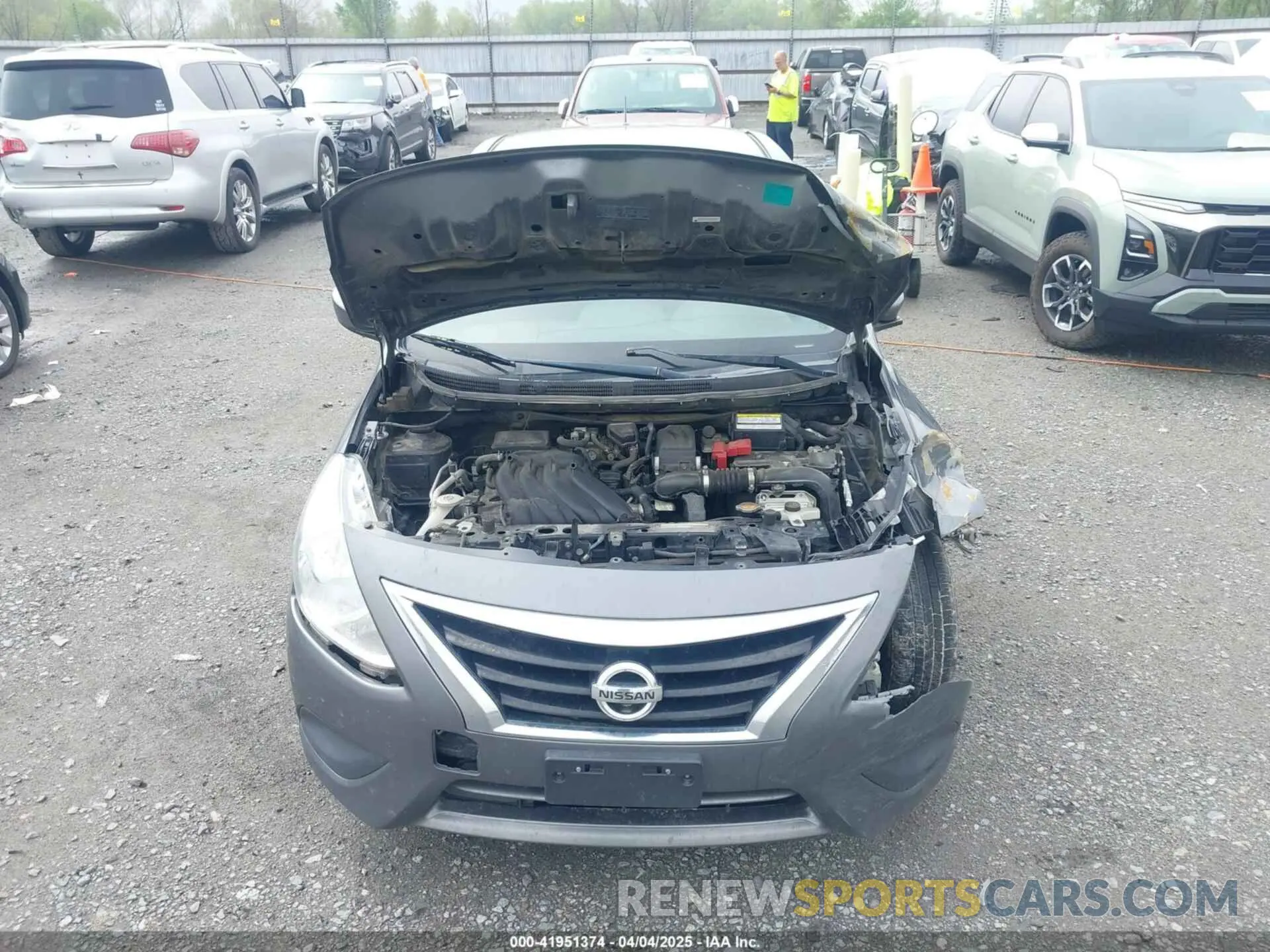 10 fotografías del automóvil dañado 3N1CN7AP6KL800104 NISSAN VERSA 2019