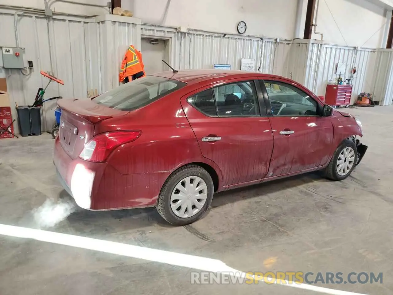 3 fotografías del automóvil dañado 3N1CN7AP6KL801849 NISSAN VERSA 2019