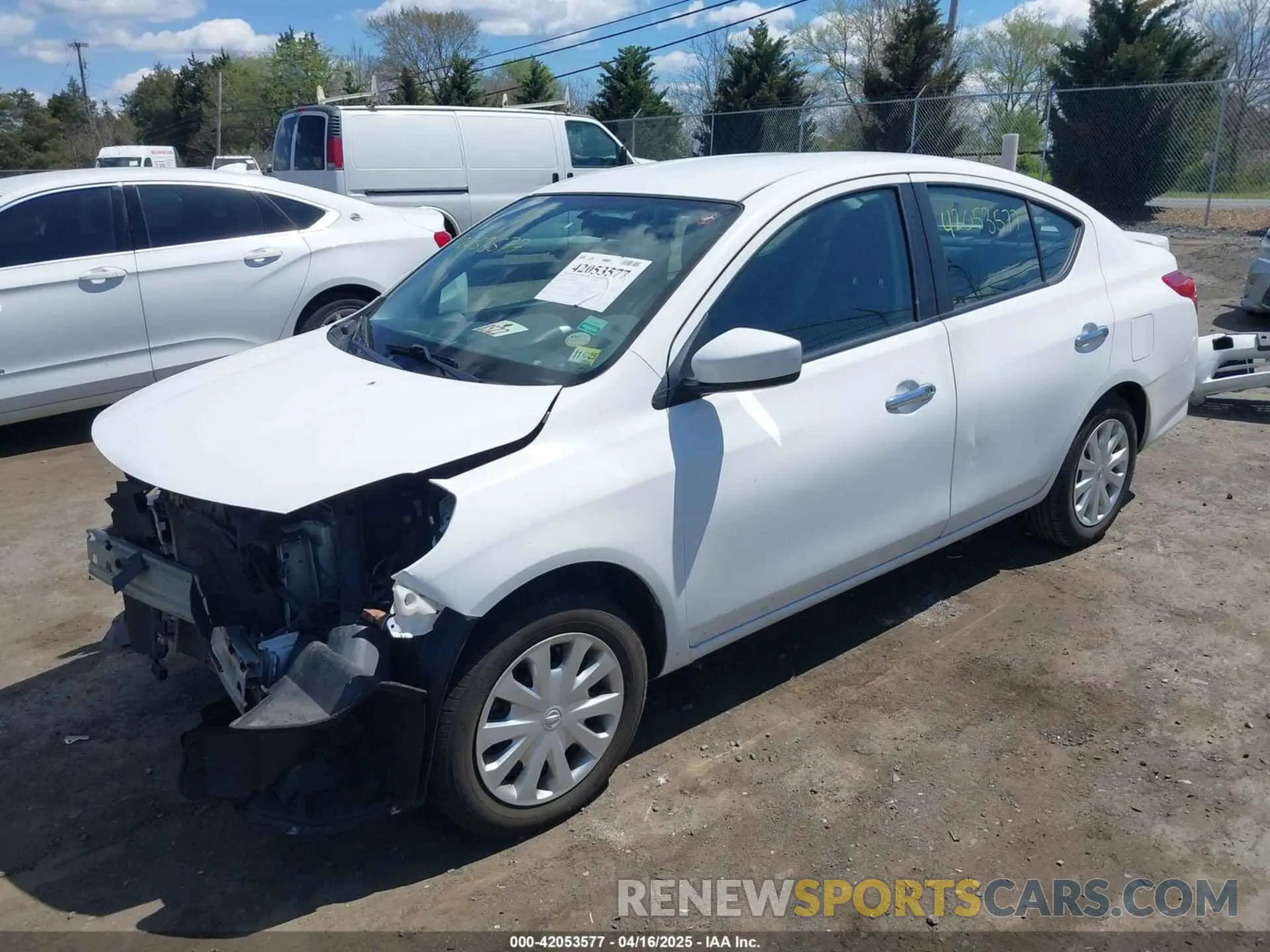 2 fotografías del automóvil dañado 3N1CN7AP6KL850498 NISSAN VERSA 2019