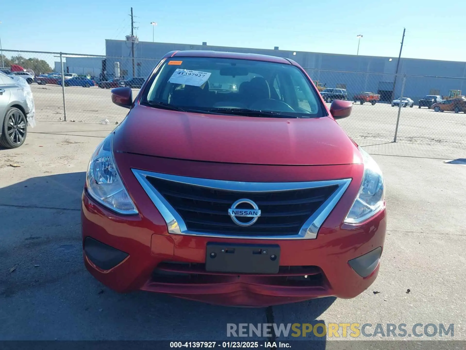 13 fotografías del automóvil dañado 3N1CN7AP6KL861338 NISSAN VERSA 2019